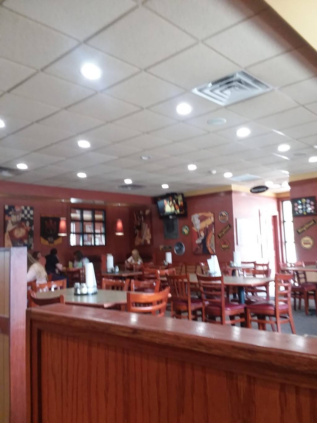 Pizza Hut | meal takeaway | 725 US-25E Scenic, Middlesboro, KY 40965, USA | 6062487338 OR +1 606-248-7338