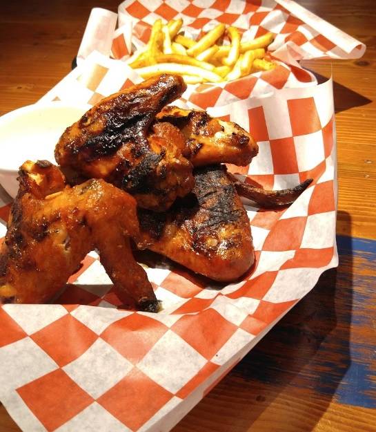 Bone Daddys | restaurant | 76017, 415 E Interstate 20, Arlington, TX 76018, USA | 8177047744 OR +1 817-704-7744