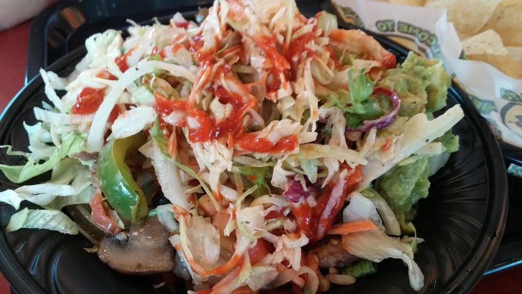 Moes Southwest Grill | restaurant | 8148 Stonewall Shops Square #101, Gainesville, VA 20155, USA | 7037229115 OR +1 703-722-9115