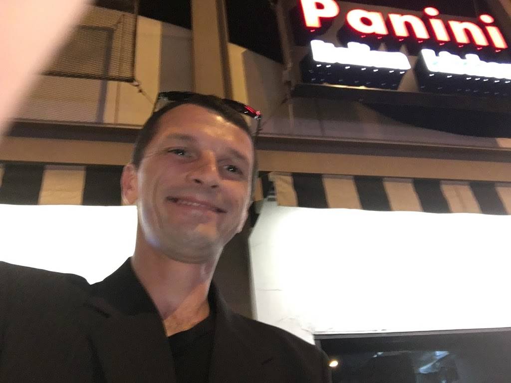 Panini Pizza & Italian Kitchen | meal delivery | 8849 Sunset Blvd, West Hollywood, CA 90069, USA | 3106524726 OR +1 310-652-4726