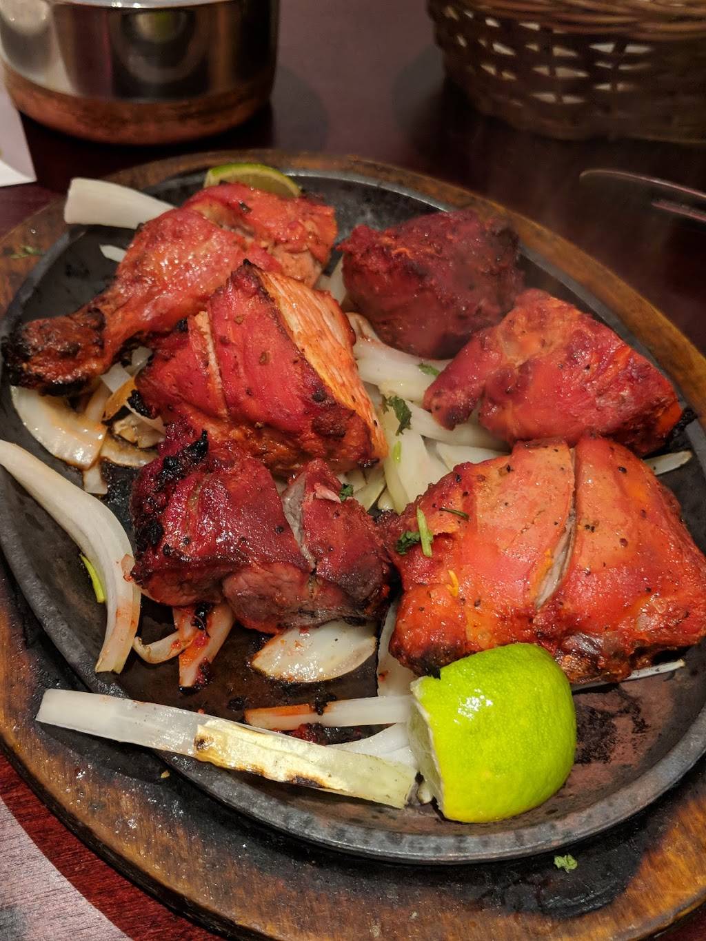 Tiffin The Indian Kitchen | restaurant | 2536 W Devon Ave, Chicago, IL 60659, USA | 7733382143 OR +1 773-338-2143