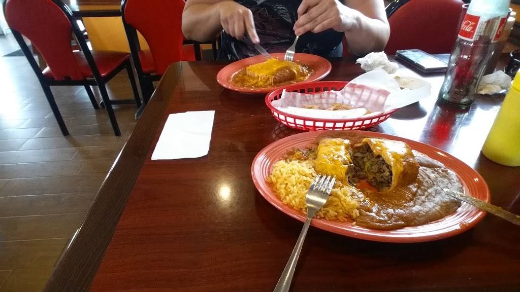 Taqueria Guadalajara | restaurant | 1616 SW Military Dr, San Antonio, TX 78221, USA | 2102679216 OR +1 210-267-9216