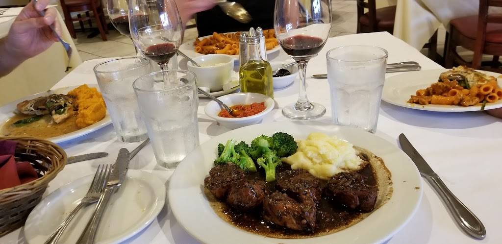 Villaggio Ristorante | restaurant | 1242 W Lake St, Roselle, IL 60172, USA | 6306719000 OR +1 630-671-9000