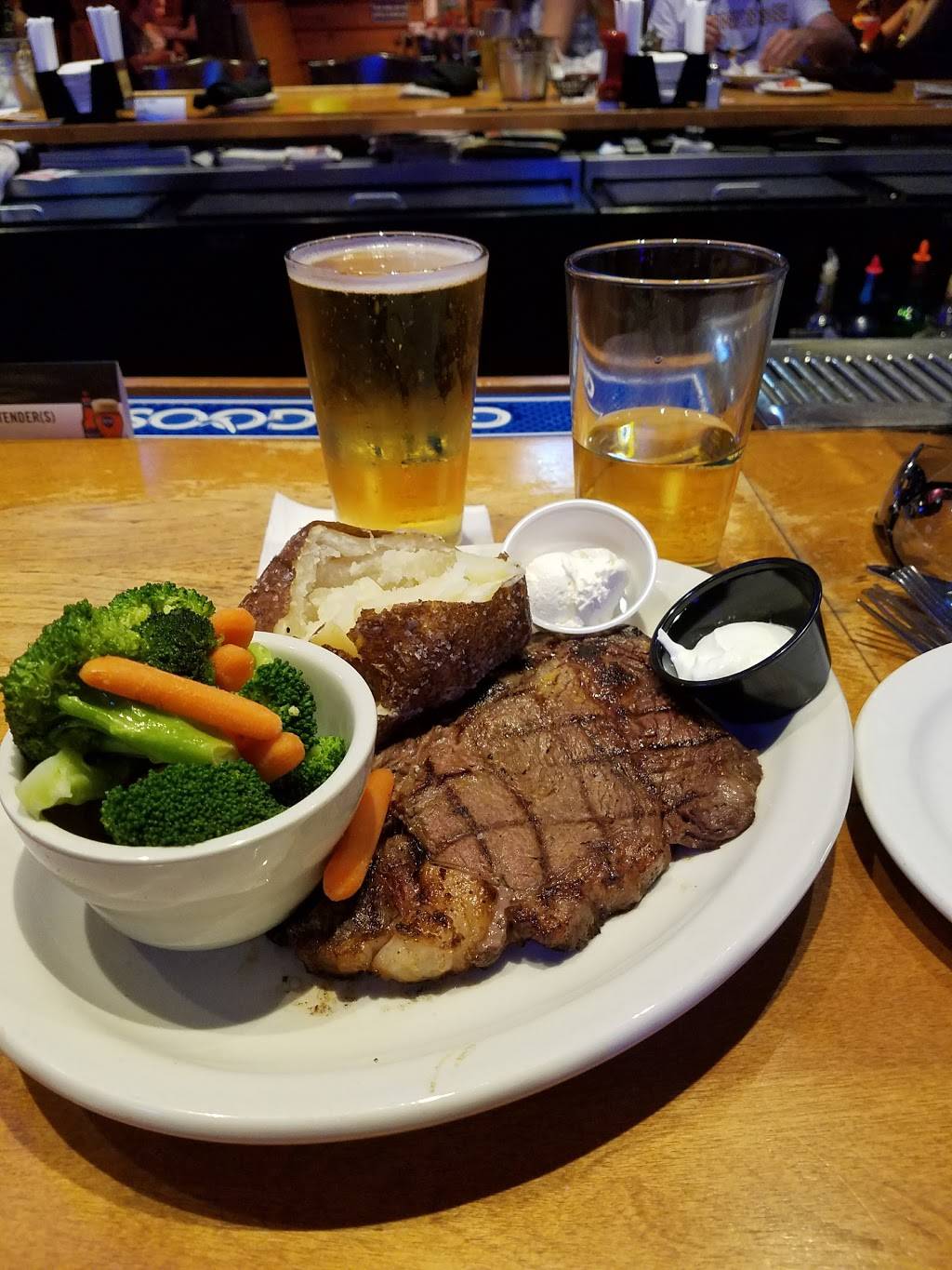 Texas Roadhouse | restaurant | 400 Columbiana Dr, Columbia, SC 29212, USA | 8034076670 OR +1 803-407-6670