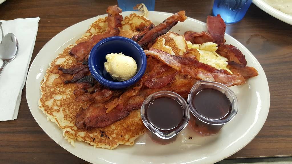 Hugos Family Restaurant | restaurant | 1217 Archer Dr, Claremore, OK 74017, USA | 9183412927 OR +1 918-341-2927