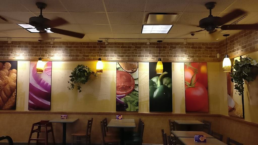 Subway | restaurant | 548 Huron St, Stratford, ON N5A 5T9, Canada | 5192753466 OR +1 519-275-3466