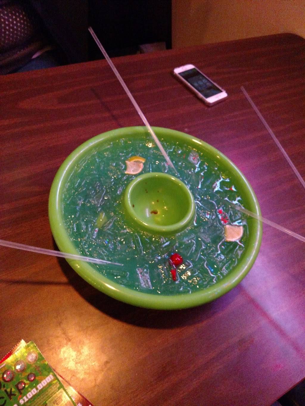 Gin Gin | restaurant | 3 Main St, Henniker, NH 03242, USA | 6034283818 OR +1 603-428-3818