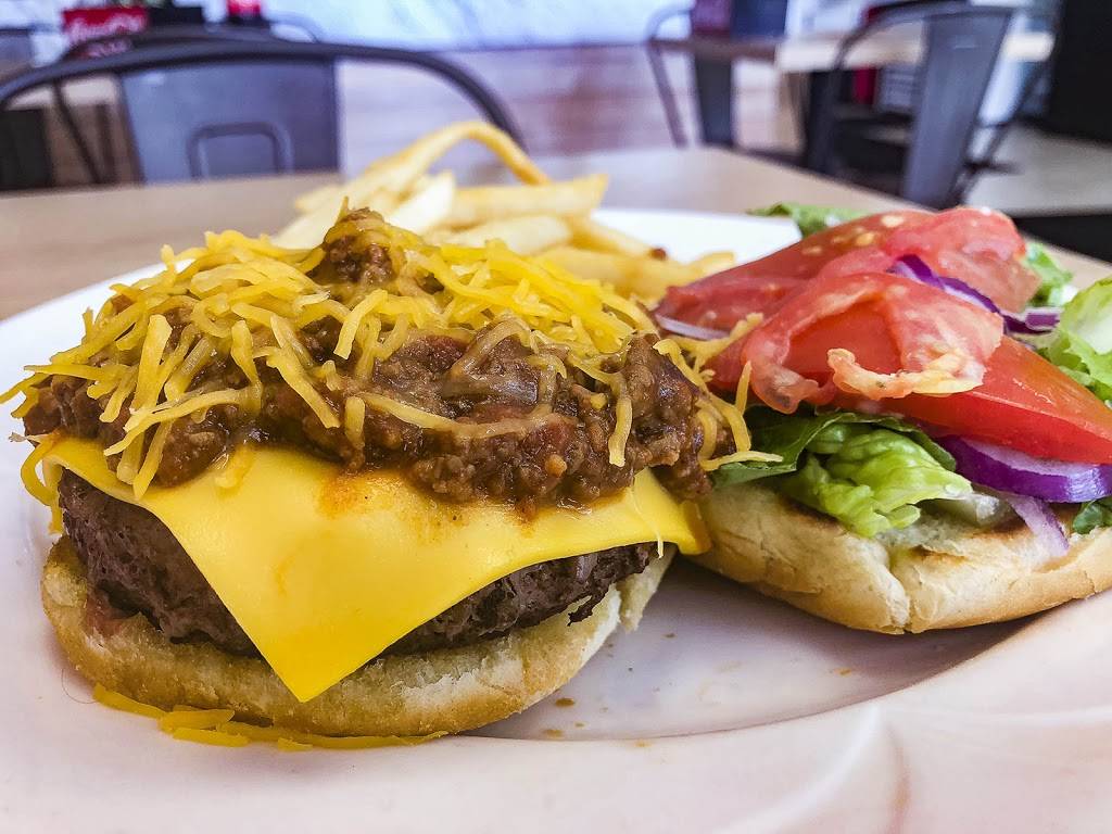 Hot Gyros & More | restaurant | 13101 Paul J Doherty Pkwy Unit #260, Fort Myers, FL 33913, USA | 2392705470 OR +1 239-270-5470