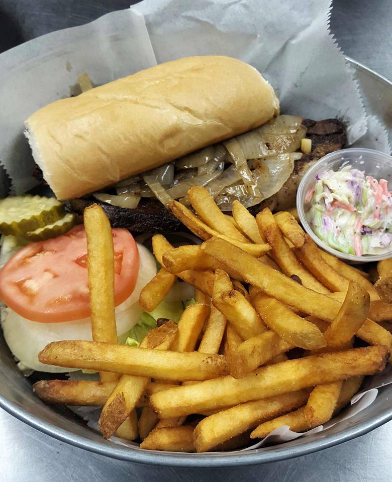 Skoogs Pub & Grill | restaurant | 155 Mill St, North Utica, IL 61373, USA | 8156675800 OR +1 815-667-5800