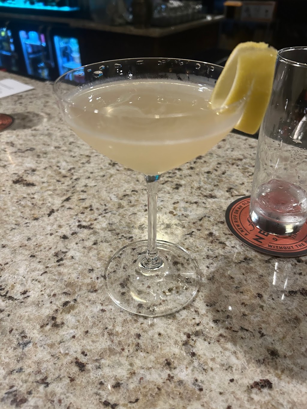 Juniper’s | restaurant | 409 W 6th St, Covington, KY 41011, USA | 8592914466 OR +1 859-291-4466