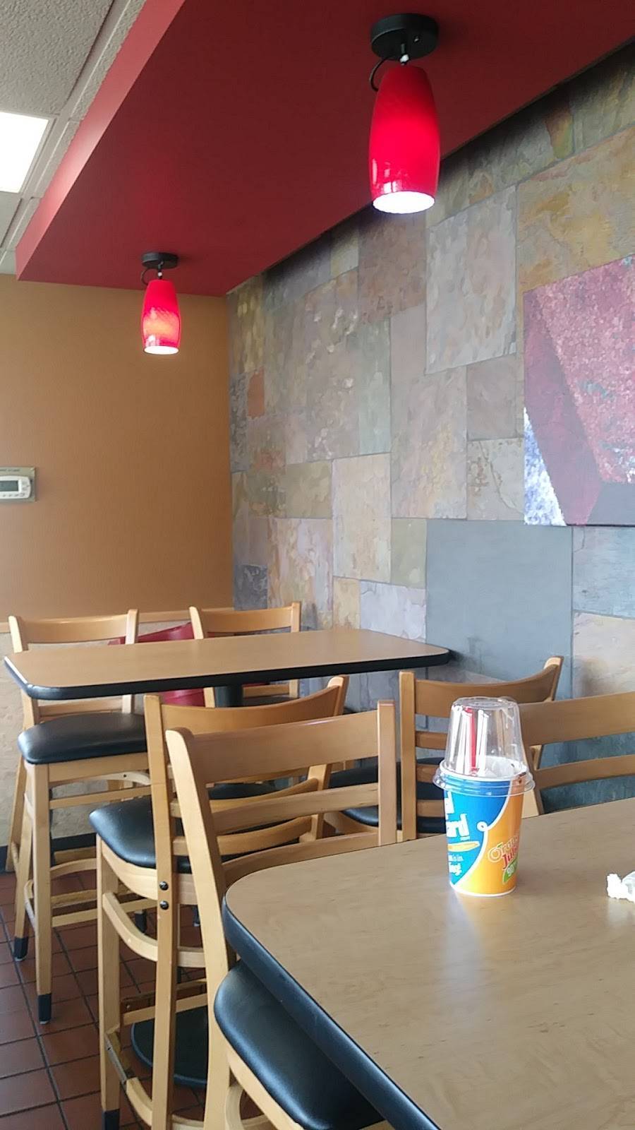 Dairy Queen Grill & Chill | restaurant | 17650 MN-65, Ham Lake, MN 55304, USA | 7634343400 OR +1 763-434-3400