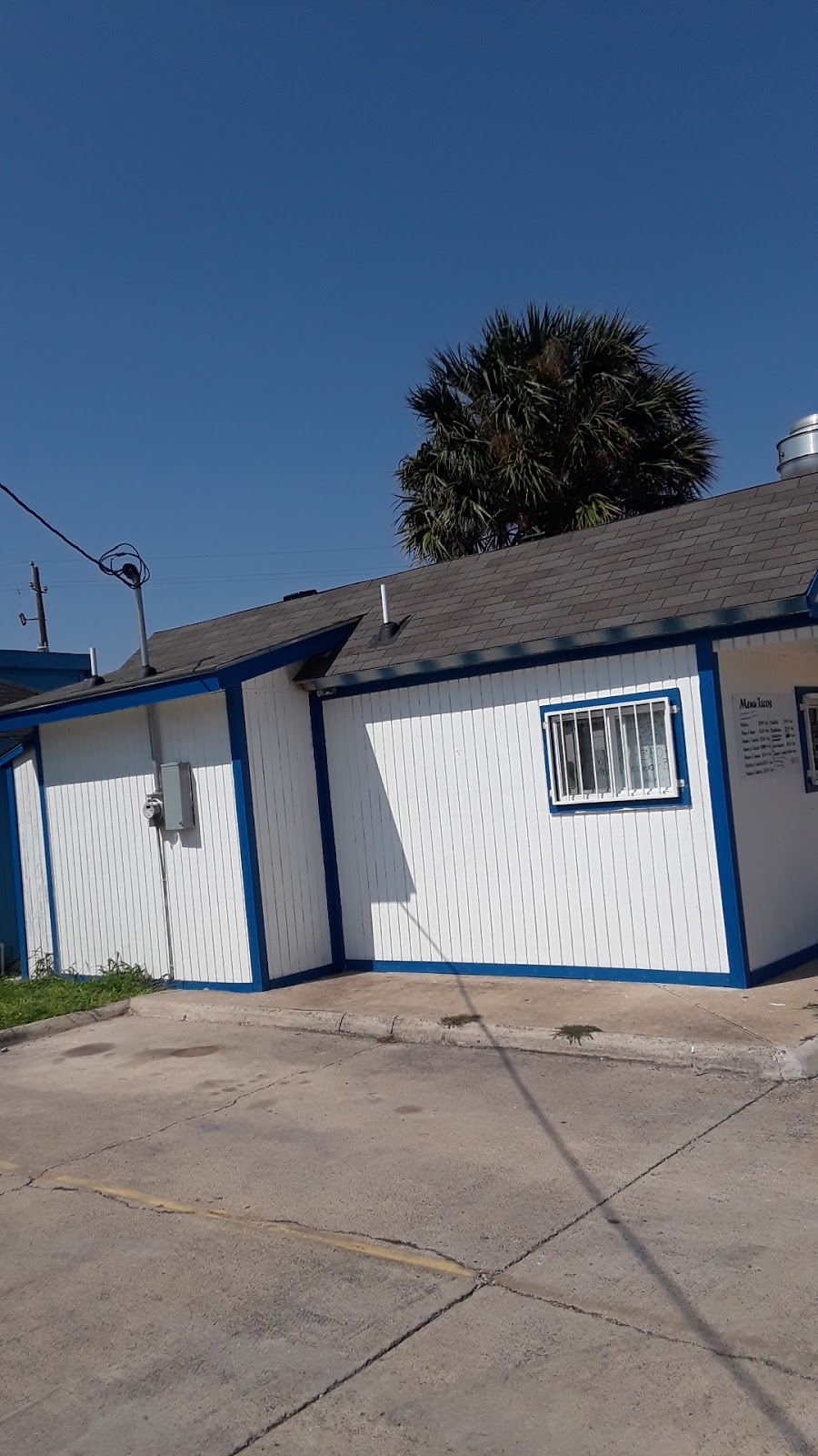 Tortillas De Harina Doña Chela | restaurant | 2055 W Monroe St, Brownsville, TX 78520, USA | 9562804501 OR +1 956-280-4501