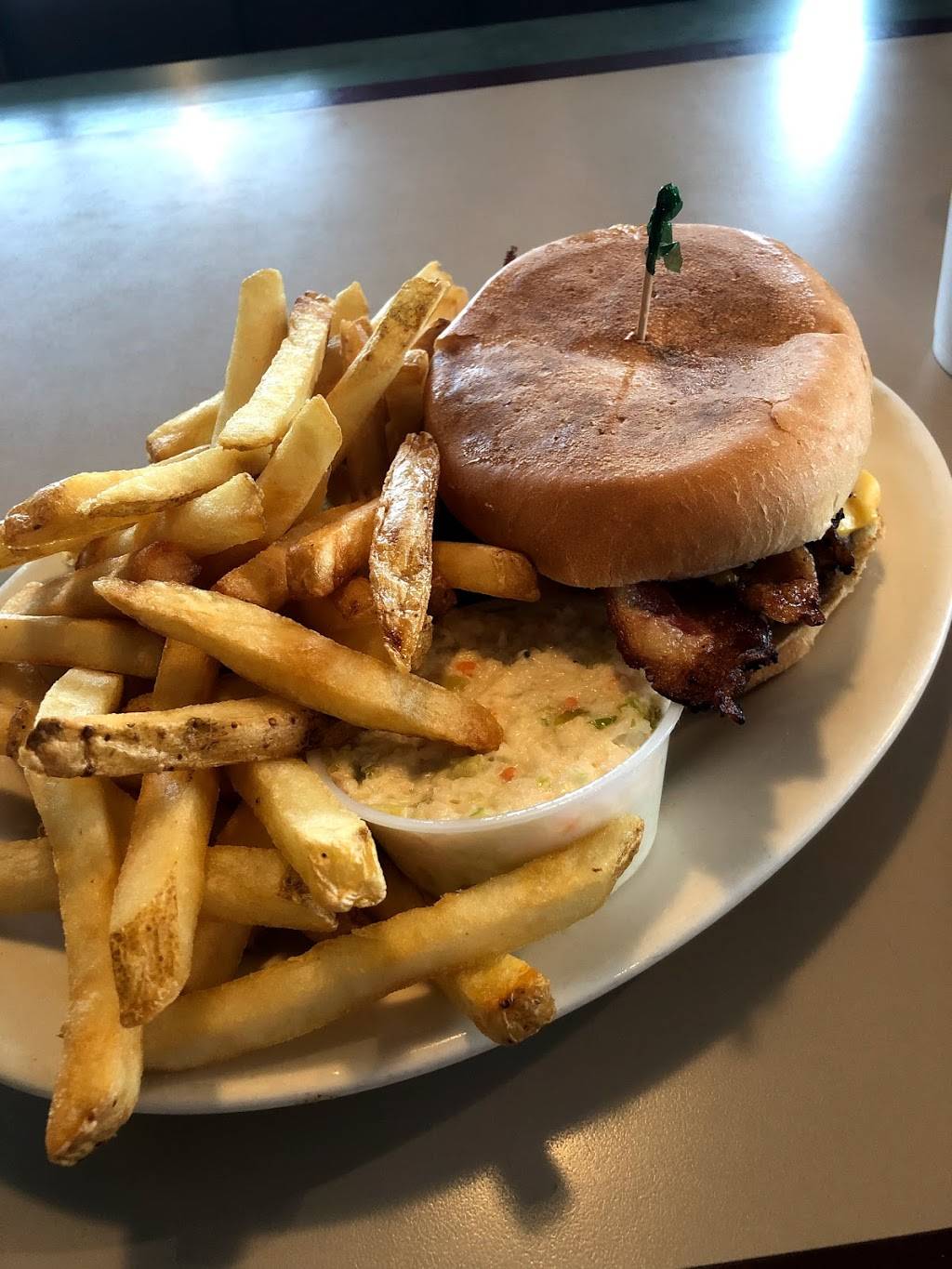 Clock Family Restaurant | restaurant | 1690 E Main St, Duncan, SC 29334, USA | 8644869922 OR +1 864-486-9922