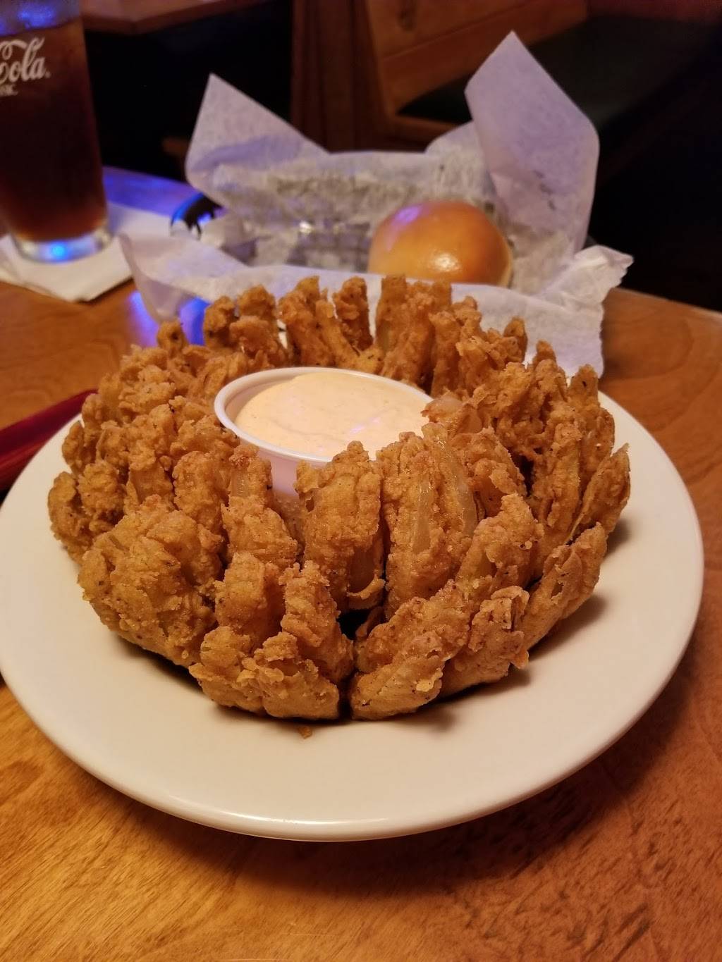 Texas Roadhouse | restaurant | 1600 Mexico Loop Rd E, OFallon, MO 63366, USA | 6369807207 OR +1 636-980-7207