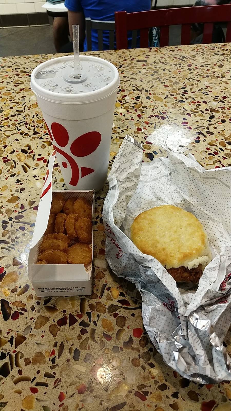 Chick-fil-A | restaurant | 3600 Terminal Dr, Vandalia, OH 45377, USA | 9378983593 OR +1 937-898-3593