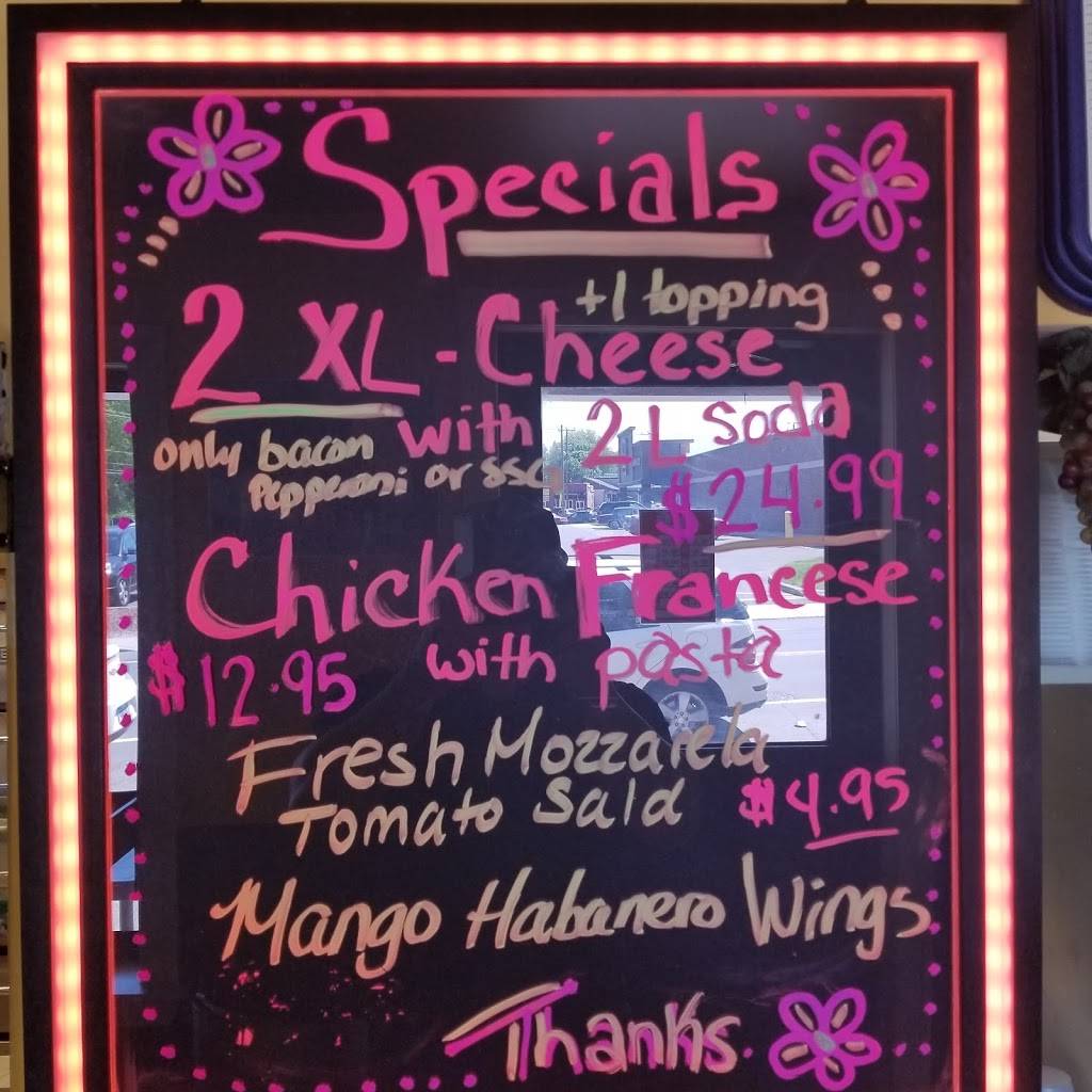 Fratellis Pizzeria | restaurant | 689 Hill St, Waterbury, CT 06704, USA | 2035971499 OR +1 203-597-1499