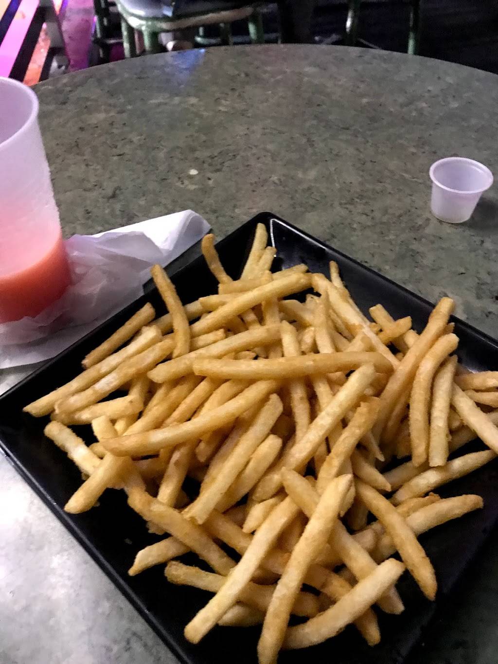 Wet Willies | restaurant | 760 Ocean Dr, Miami Beach, FL 33139, USA | 3055325650 OR +1 305-532-5650