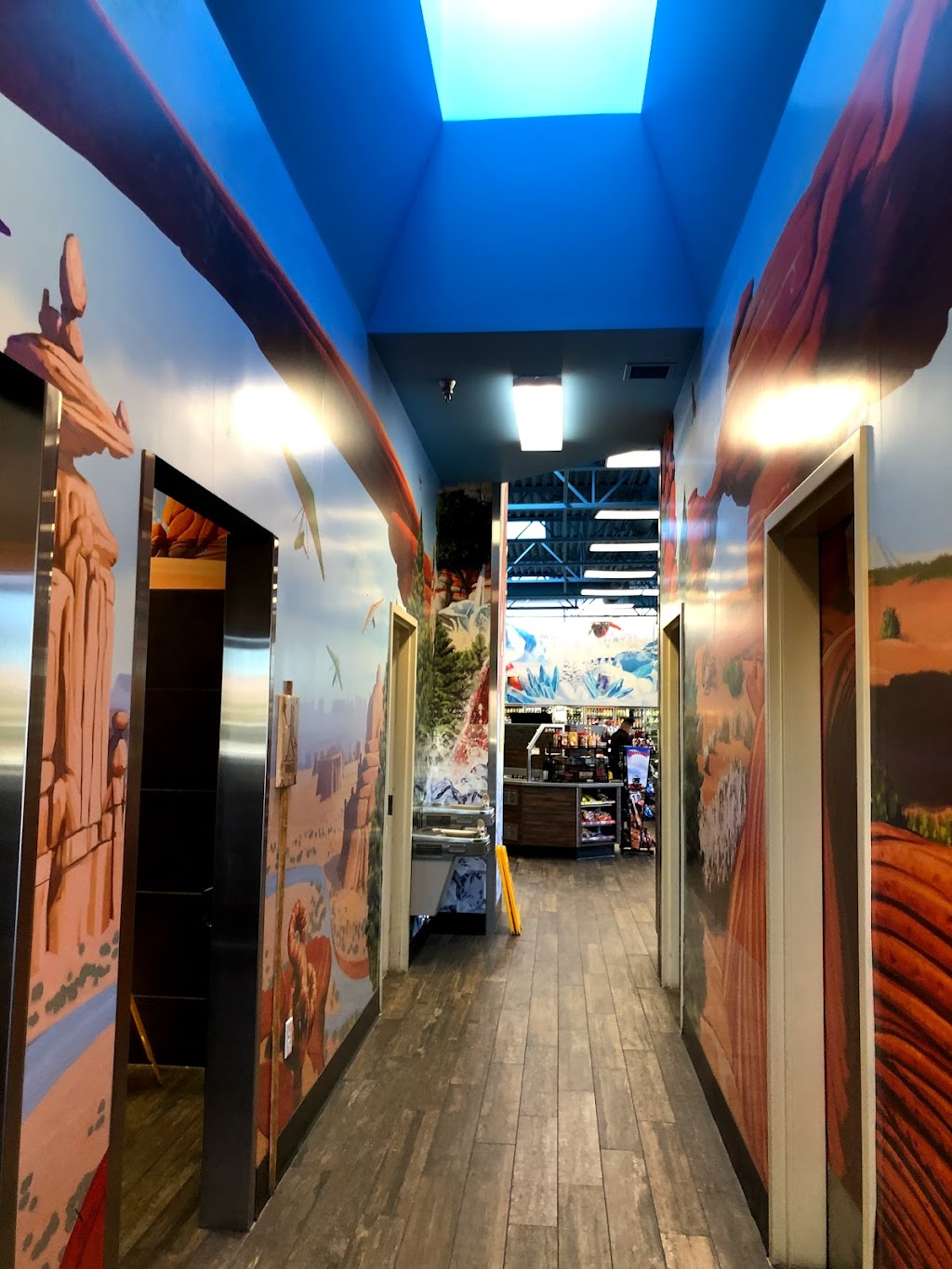 Maverik Adventures First Stop | restaurant | 690 AZ-89A, Cottonwood, AZ 86326, USA | 9286490713 OR +1 928-649-0713