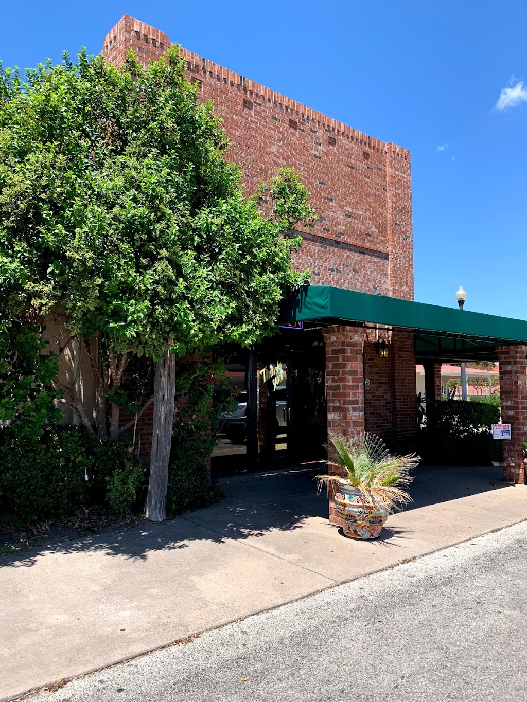 Los Panchitos | restaurant | 34 E Ave D, San Angelo, TX 76903, USA | 3256535814 OR +1 325-653-5814