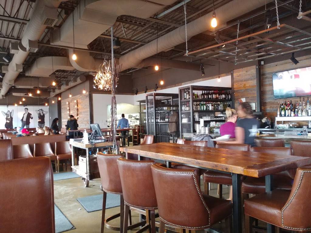 Union Social Eatery | restaurant | 6986 Financial Dr unit #6, Mississauga, ON L5N 8J4, Canada | 9058141234 OR +1 905-814-1234