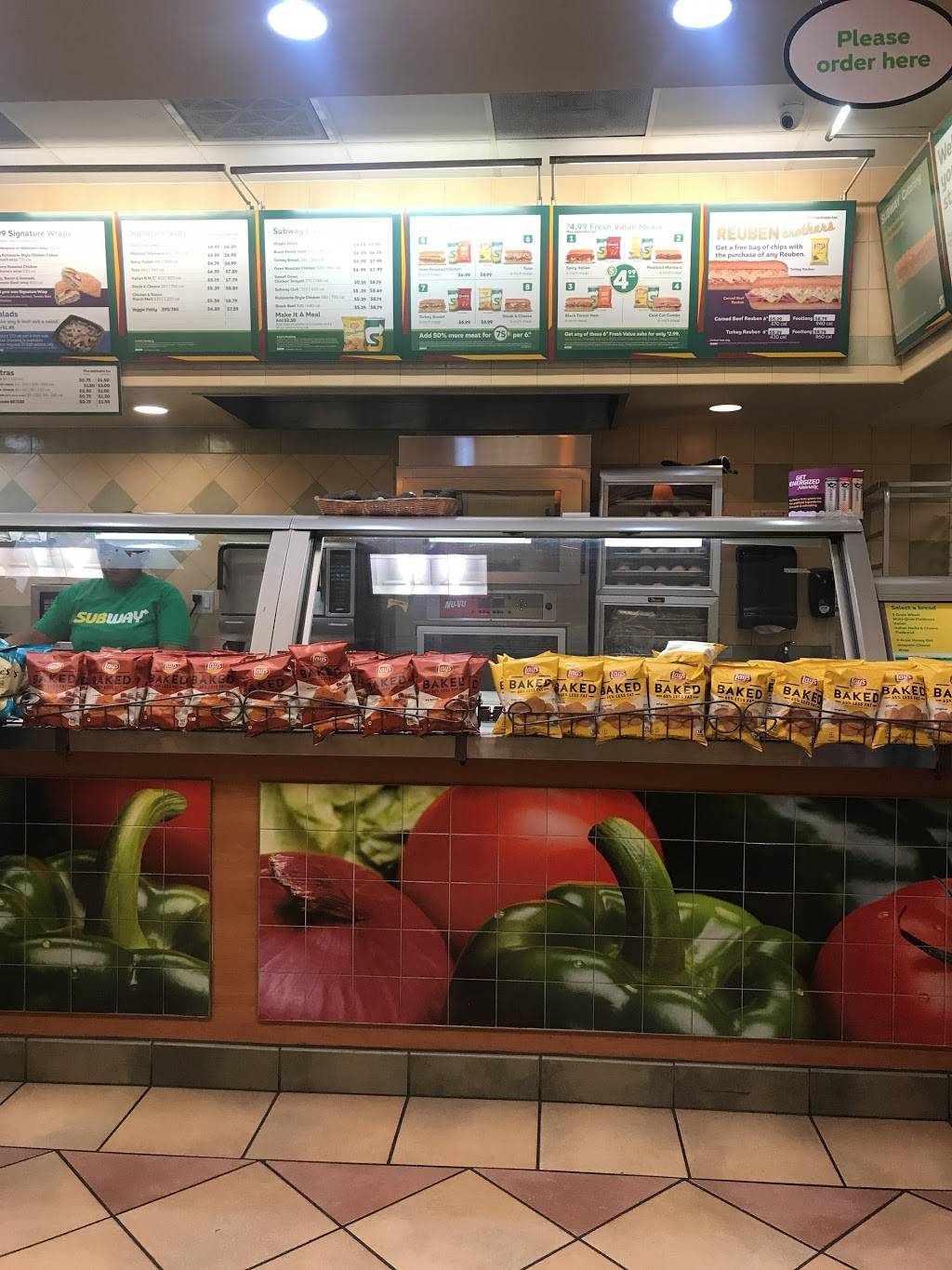 Subway Restaurants | restaurant | 6842 De Soto Ave, Canoga Park, CA 91303, USA | 8188546040 OR +1 818-854-6040