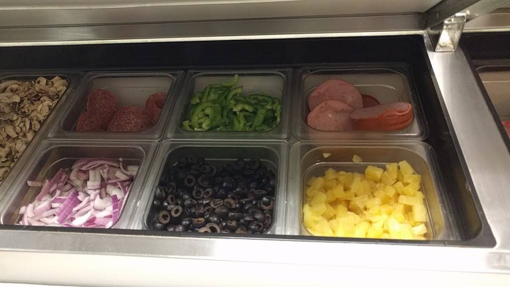 Pizza House | restaurant | 5623 Stockton Blvd, Sacramento, CA 95824, USA | 9164544545 OR +1 916-454-4545