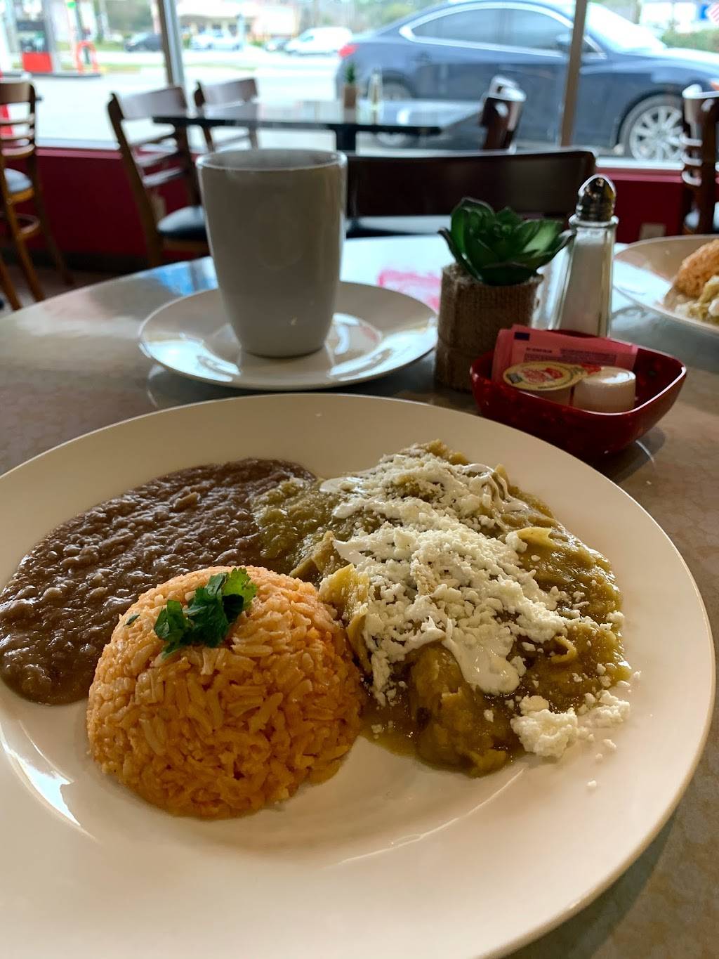 Taqueria & Mexican Restaurant La Chata | restaurant | 1706 N Frazier St, Conroe, TX 77301, USA | 9362359813 OR +1 936-235-9813