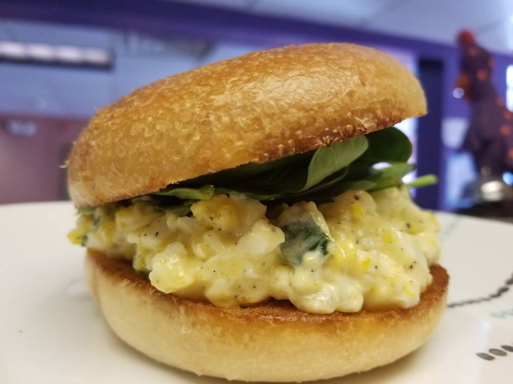 The Purple Rooster Cafe | restaurant | 105 South St, Plainville, MA 02762, USA | 5083161550 OR +1 508-316-1550