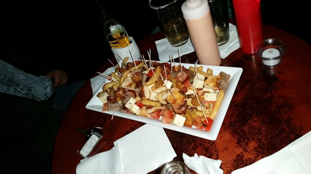 La Gran Manzana | restaurant | 22 Central Square, Boston, MA 02128, USA | 6174185728 OR +1 617-418-5728