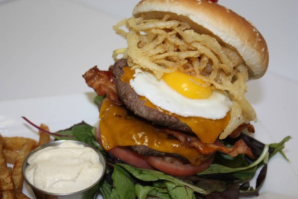 Restaurant agostinos | restaurant | 3353 Boulevard Royal, Shawinigan, QC G9N 8K7, Canada | 8195398242 OR +1 819-539-8242