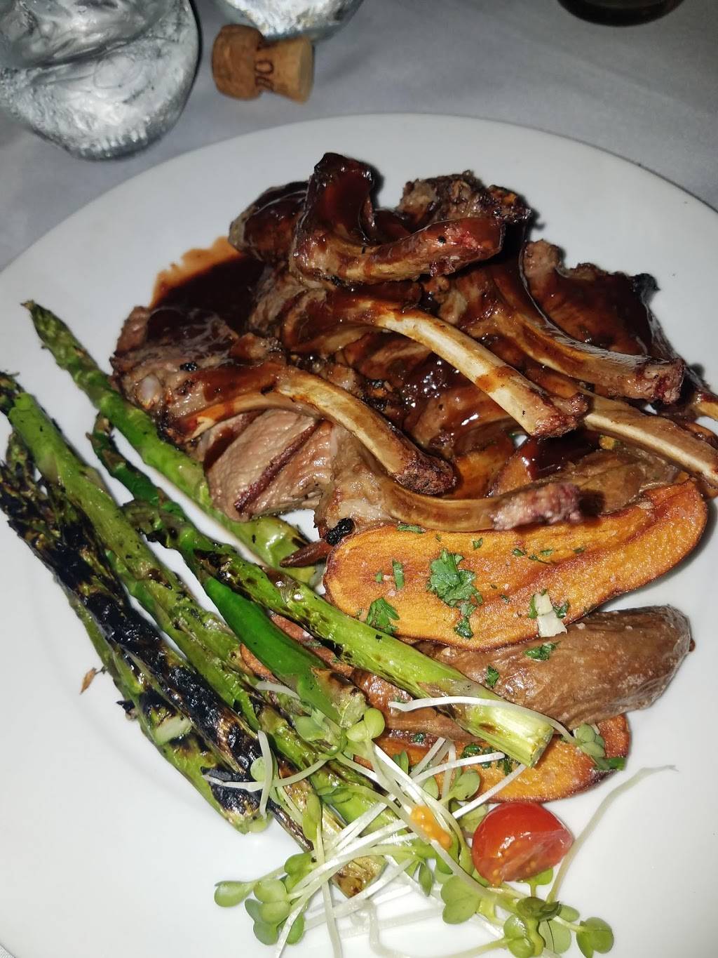 La Traviata | night club | 301 N Cedar Ave, Long Beach, CA 90802, USA | 5624328022 OR +1 562-432-8022