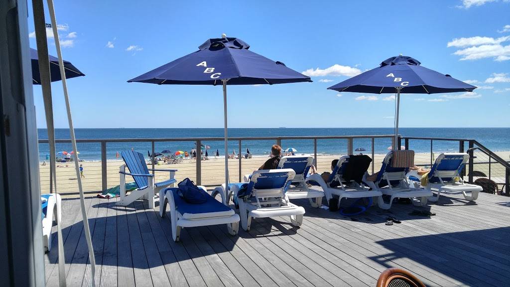 Mister Cs Beach Bistro | restaurant | Allen Avenue On The Ocean, Allenhurst, NJ 07711, USA | 7325313665 OR +1 732-531-3665