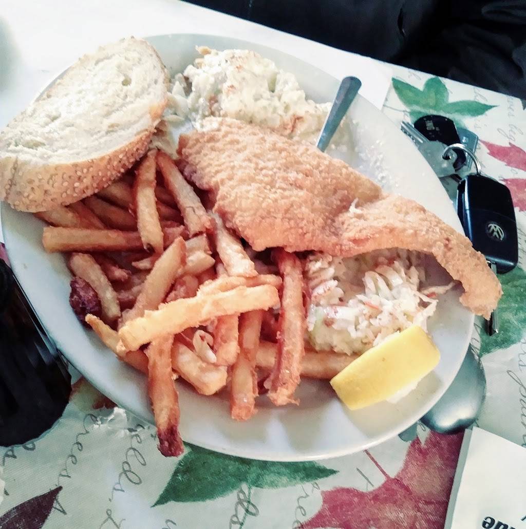 Sneakers | restaurant | 205 Martin Ave, Blasdell, NY 14219, USA | 7168259247 OR +1 716-825-9247