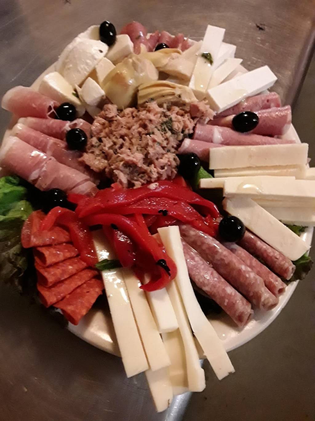 Claudios | restaurant | 1883 Painters Run Rd, Pittsburgh, PA 15241, USA | 4126410011 OR +1 412-641-0011