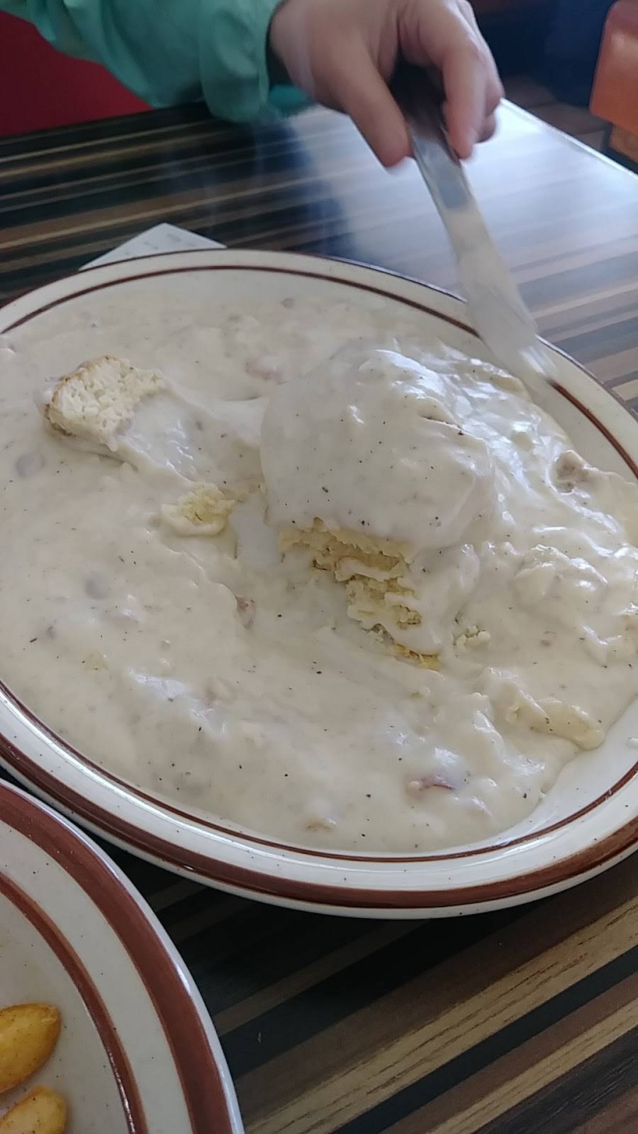 Toms Burgers | restaurant | 15678 Main St, Hesperia, CA 92345, USA | 7609478801 OR +1 760-947-8801