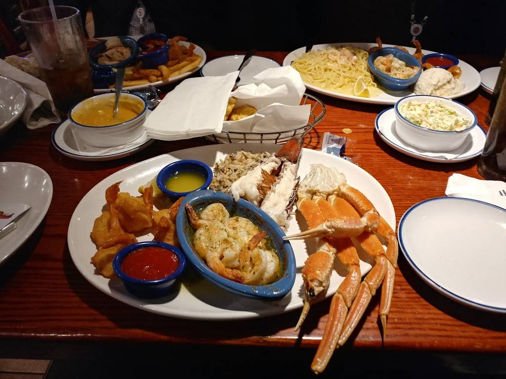 Red Lobster | restaurant | 209 S Weber Rd, Bolingbrook, IL 60490, USA | 6306799192 OR +1 630-679-9192