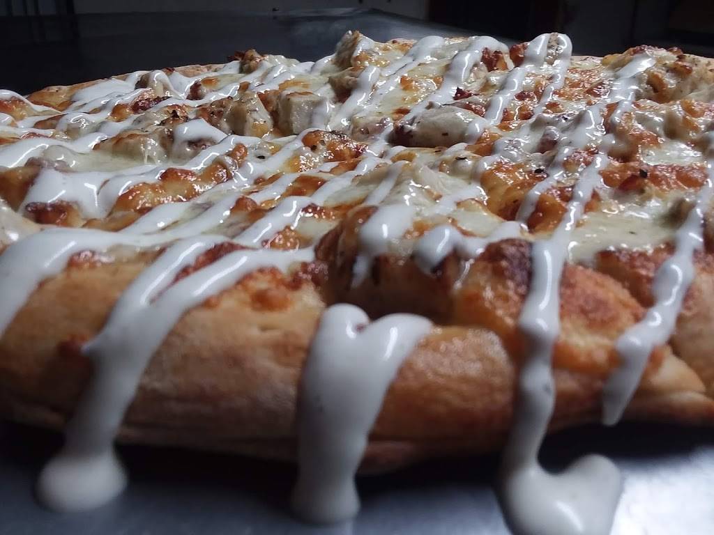 Club House Pizza | restaurant | 210 E Main St, Ney, OH 43549, USA | 4196582720 OR +1 419-658-2720