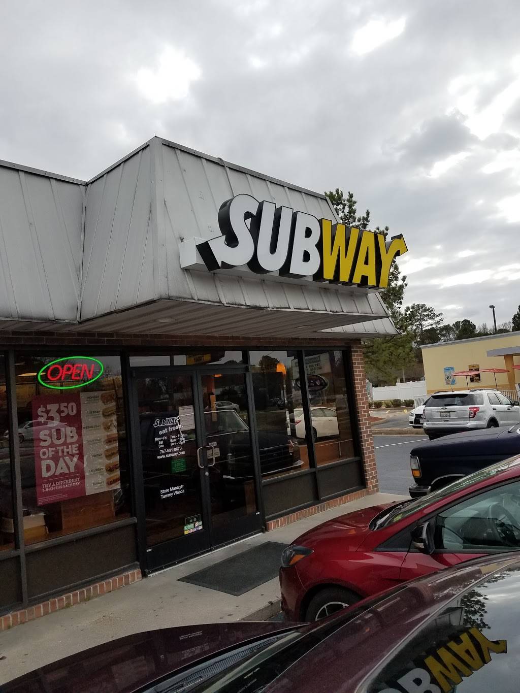 Subway | restaurant | 758 J Clyde Morris Blvd, Newport News, VA 23601, USA | 7575918670 OR +1 757-591-8670