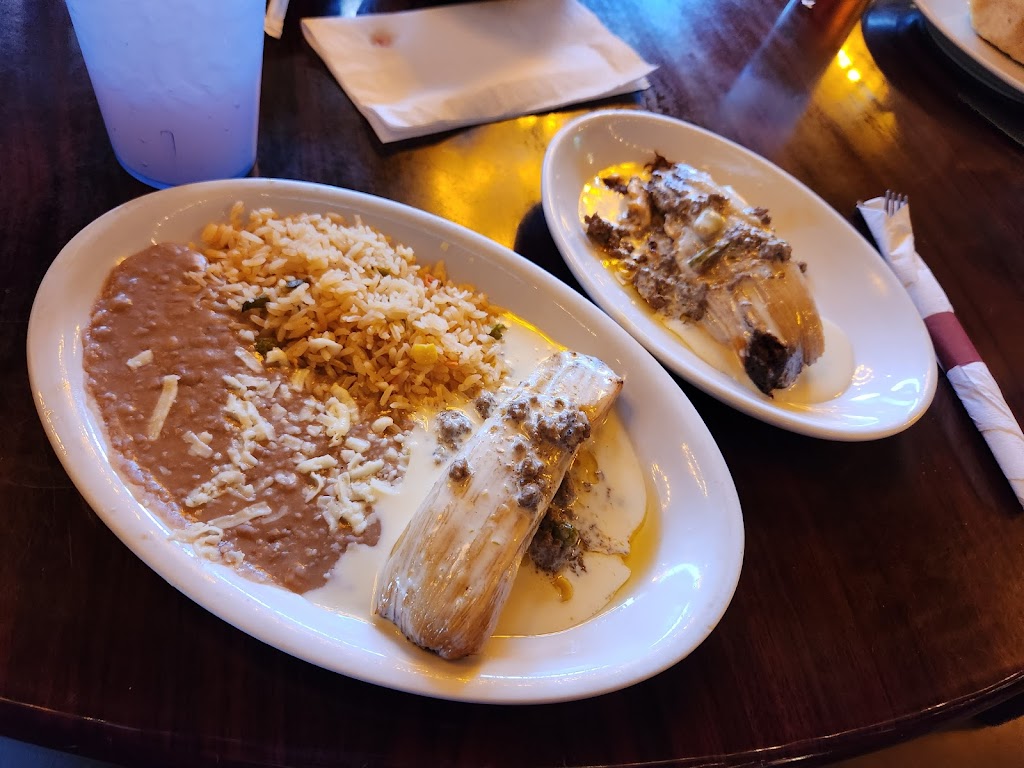 El Almacen The Warehouse | restaurant | 1805 E Race Ave, Searcy, AR 72143, USA | 5013680076 OR +1 501-368-0076