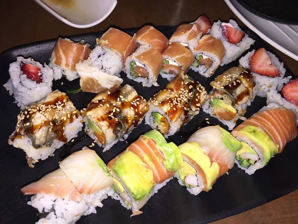 Kinkaku Izakaya | restaurant | 217 King St W, Kitchener, ON N2G 1B1, Canada | 5192082688 OR +1 519-208-2688