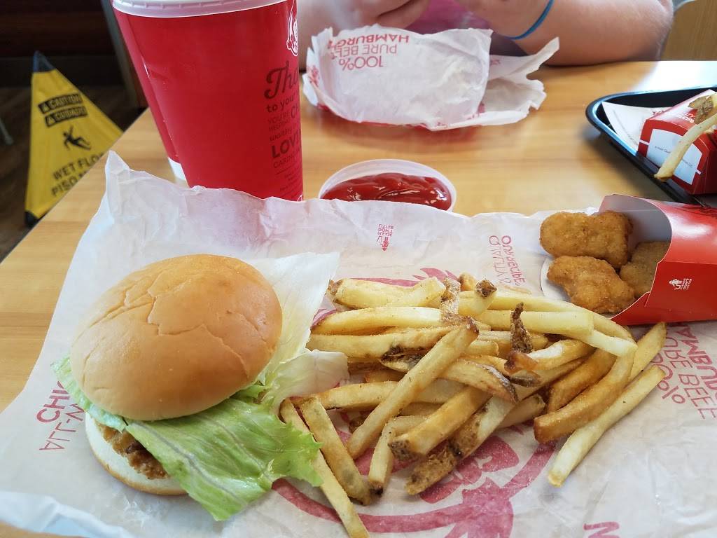 Wendys | restaurant | 4773 Portage St NW, North Canton, OH 44720, USA | 3304990636 OR +1 330-499-0636