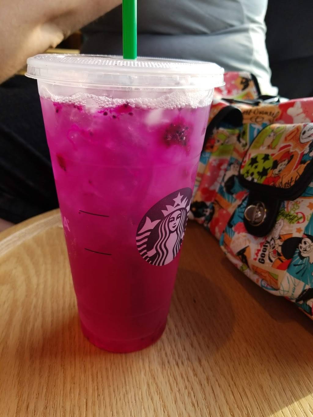 Starbucks | cafe | 523 S Tillotson Ave, Muncie, IN 47304, USA | 7652860336 OR +1 765-286-0336