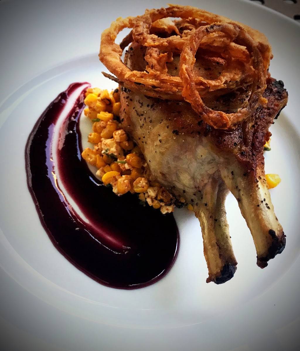 Lone Oak Bar and Grille | restaurant | 1434 Centre Pl Dr, Denton, TX 76205, USA | 9403834100 OR +1 940-383-4100