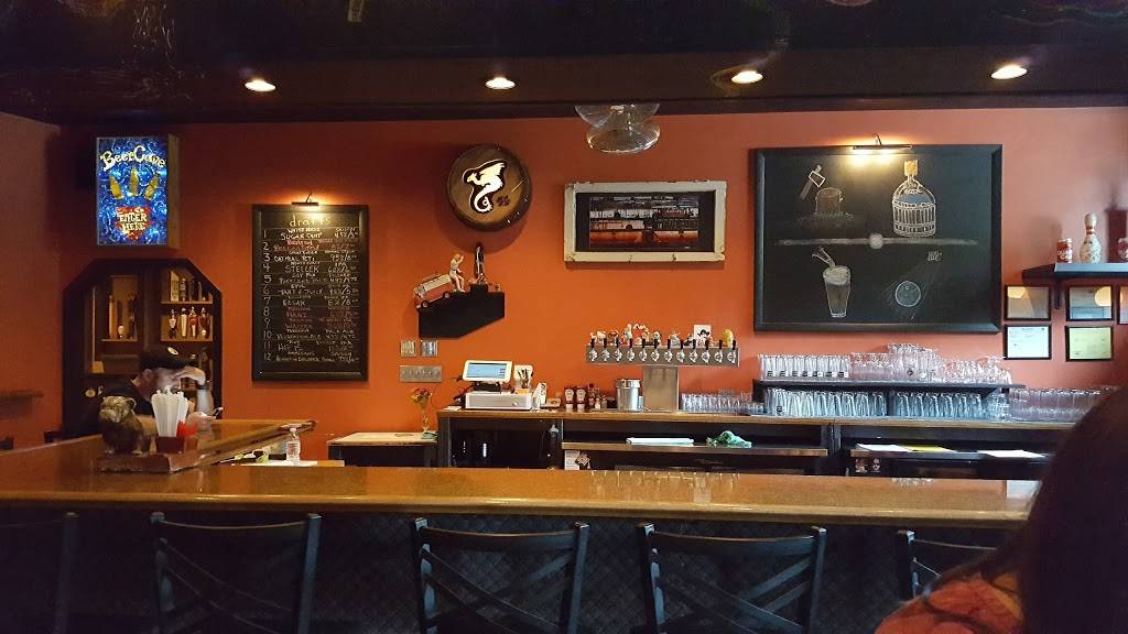 Hollywood Gardens Bar | restaurant | 169 Pinney St, Rochester, PA 15074, USA | 7247282227 OR +1 724-728-2227