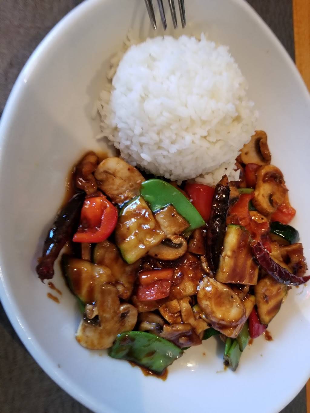 China Moon | restaurant | 30001 Town Center Dr #4, Laguna Niguel, CA 92677, USA | 9492496868 OR +1 949-249-6868