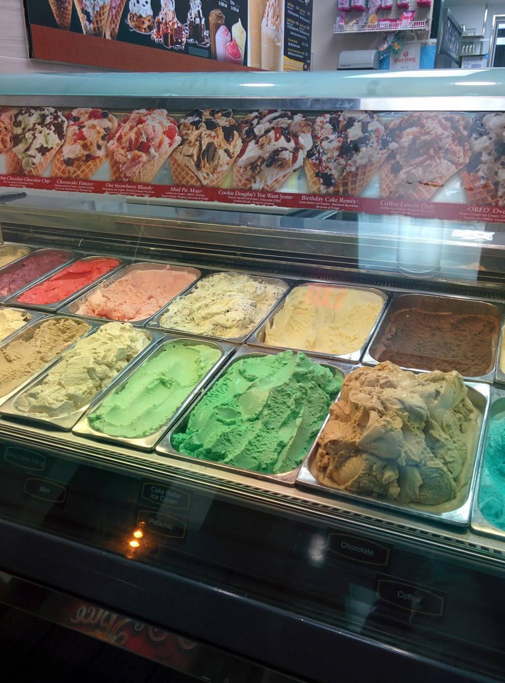 Cold Stone Creamery | bakery | 7 Corson Ave, Staten Island, NY 10301, USA | 7188768868 OR +1 718-876-8868