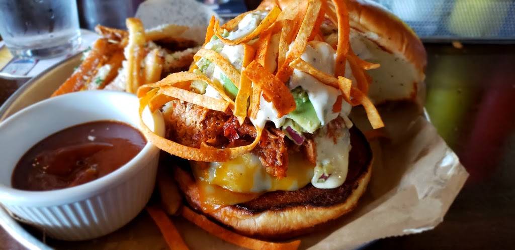 Burger Bar Chicago | restaurant | 1150 S Michigan Ave, Chicago, IL 60605, USA | 3129880162 OR +1 312-988-0162