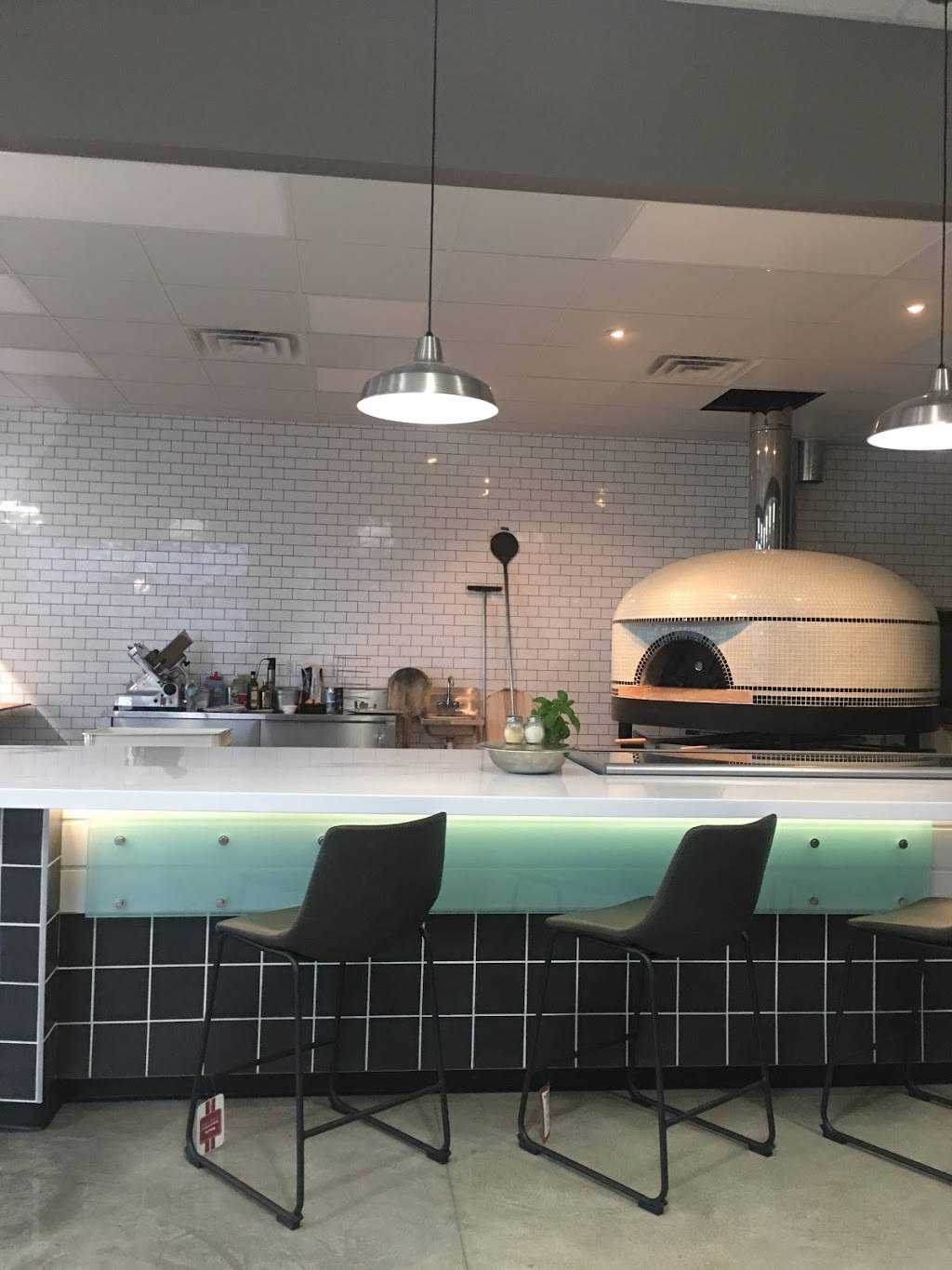 Tomato Pie | restaurant | 5301 Division Ave S, Wyoming, MI 49548, USA | 6166083576 OR +1 616-608-3576