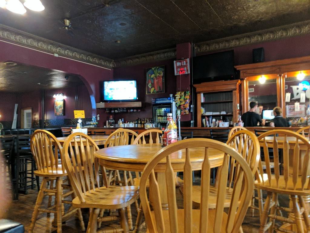 Ballyhoos | restaurant | 124 N Prospect St, Merrill, WI 54452, USA | 7155367600 OR +1 715-536-7600