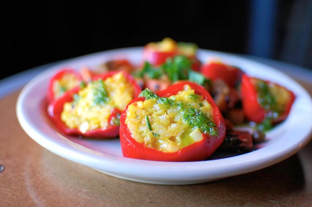 Ipanema Cafe | restaurant | 917 W Grace St, Richmond, VA 23220, USA | 8042130190 OR +1 804-213-0190